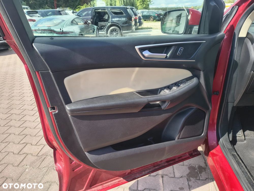 Ford Edge - 12