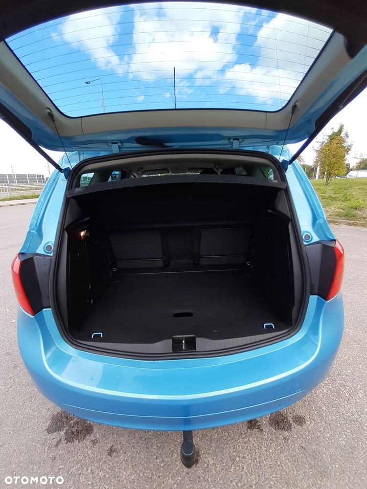 Opel Meriva - 11
