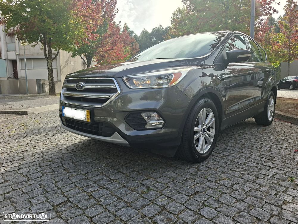 Ford Kuga - 22