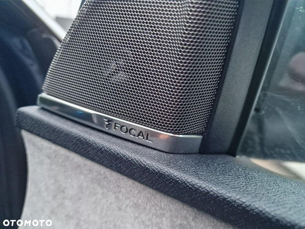 Peugeot 3008 1.6 PureTech HYbrid4 GT S&S EAT8 - 28