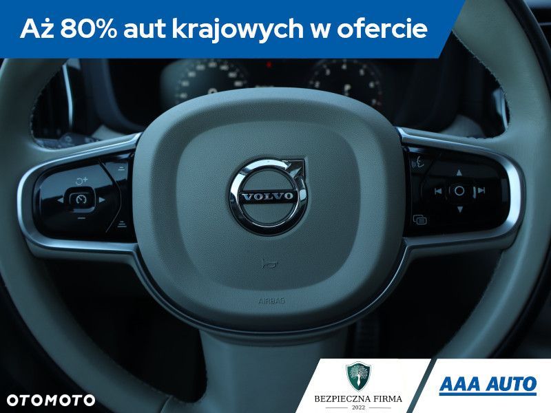 Volvo XC 60 - 22