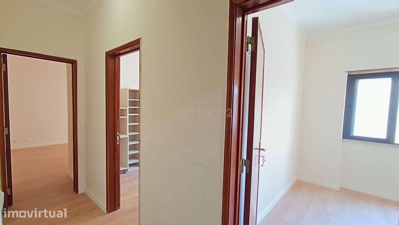 APARTAMENTO T3 COM ELEVADOR PARA ARRENDAMENTO  | Barreiro - Grande imagem: 2/17