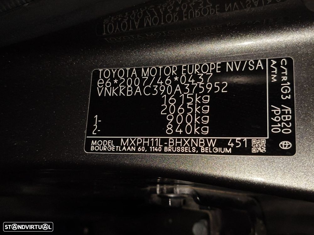 Toyota Yaris 1.5 HDF Comfort Plus - 39