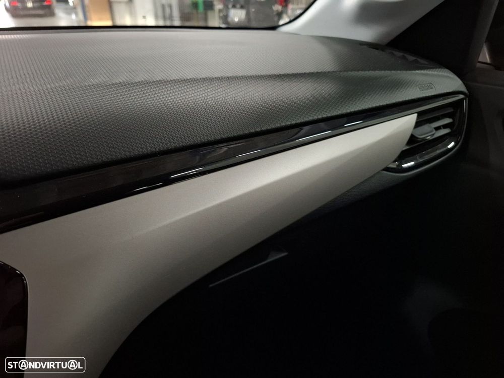 Opel Corsa 1.2 T Edition - 22