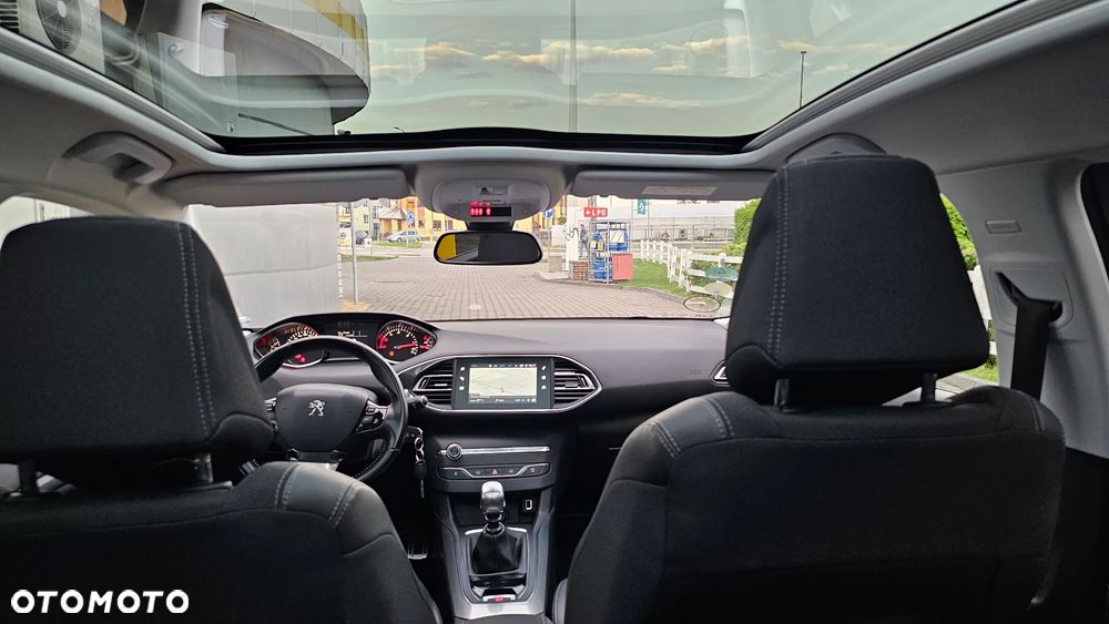 Peugeot 308 BlueHDi FAP 120 Stop&Start Allure - 32