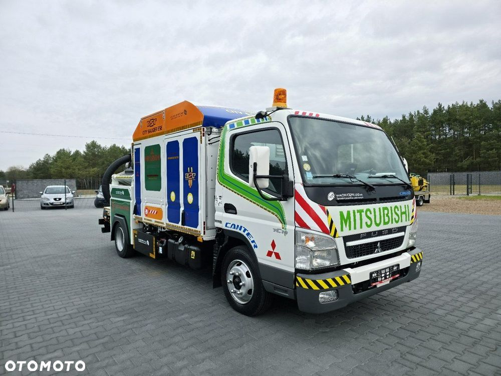 Mitsubishi CANTER odkurzacz koparka ssąca substancje sypkie CITY SAUGER - 3