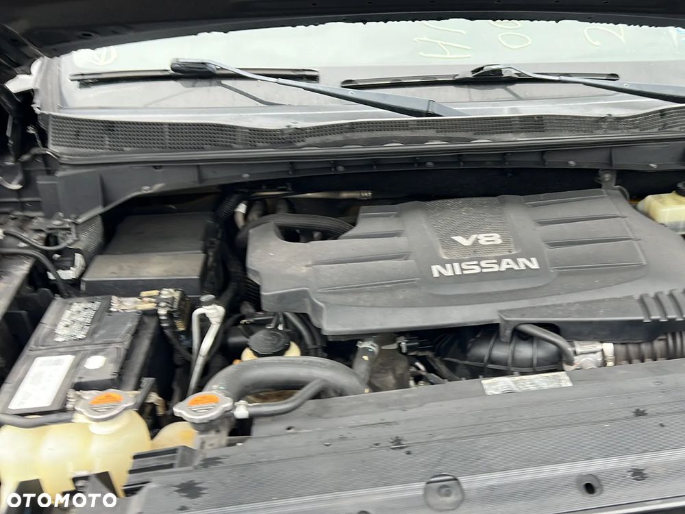 Nissan Titan - 10