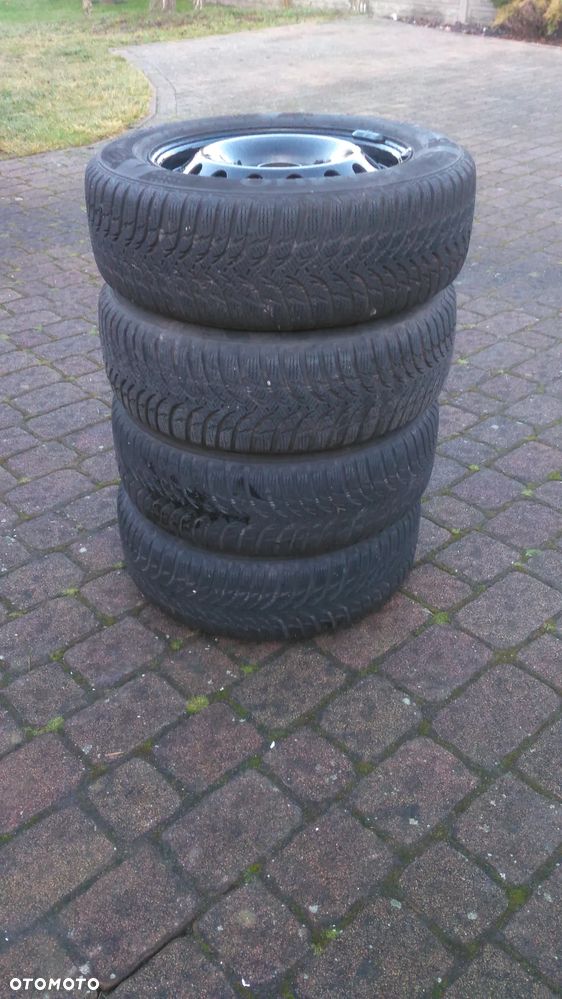 Hyundai ix20 1.6 Premium - 24