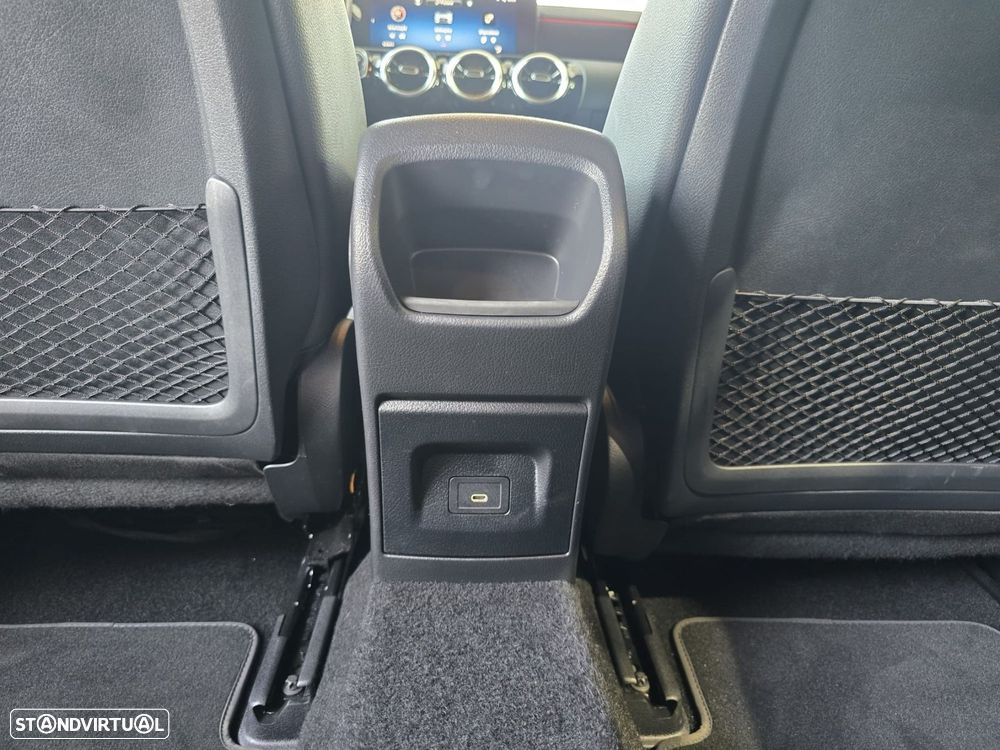 Mercedes-Benz A 180 - 21