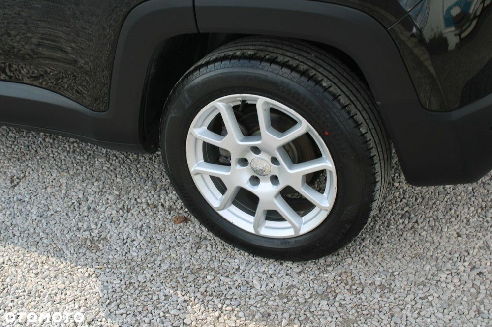 Jeep Renegade - 13