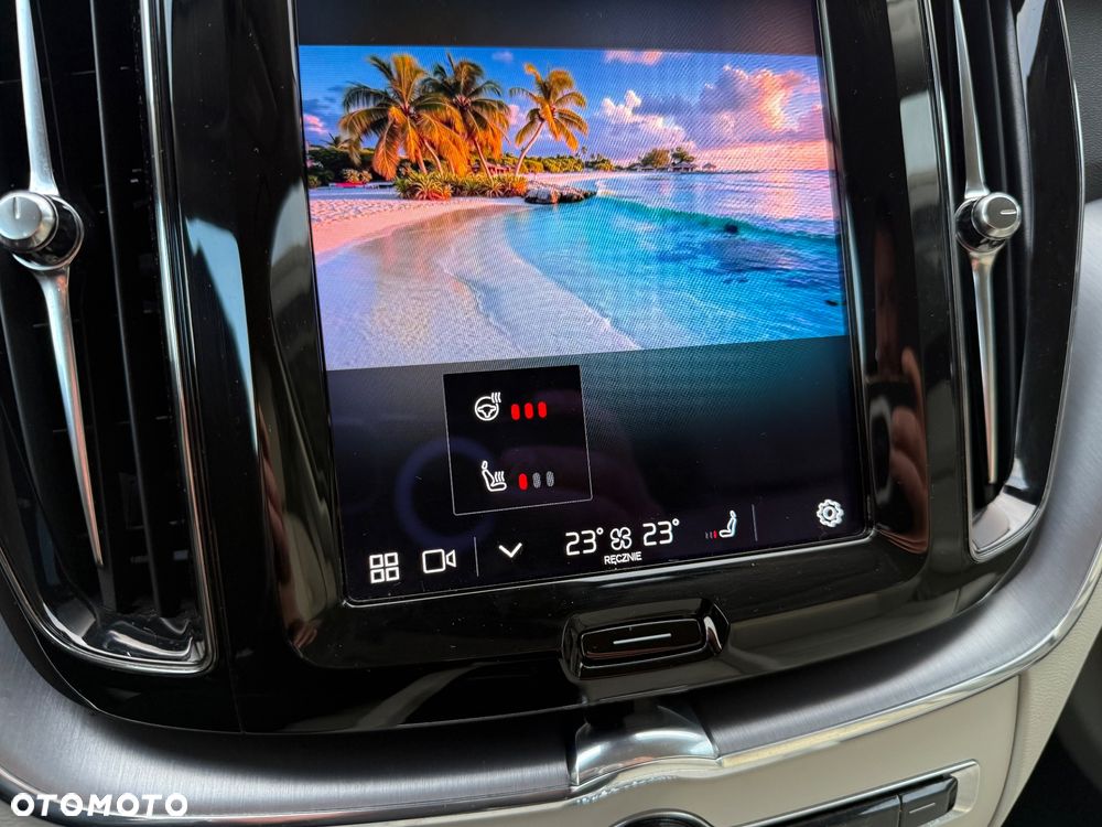 Volvo XC 60 B4 D Ultimate Dark - 26