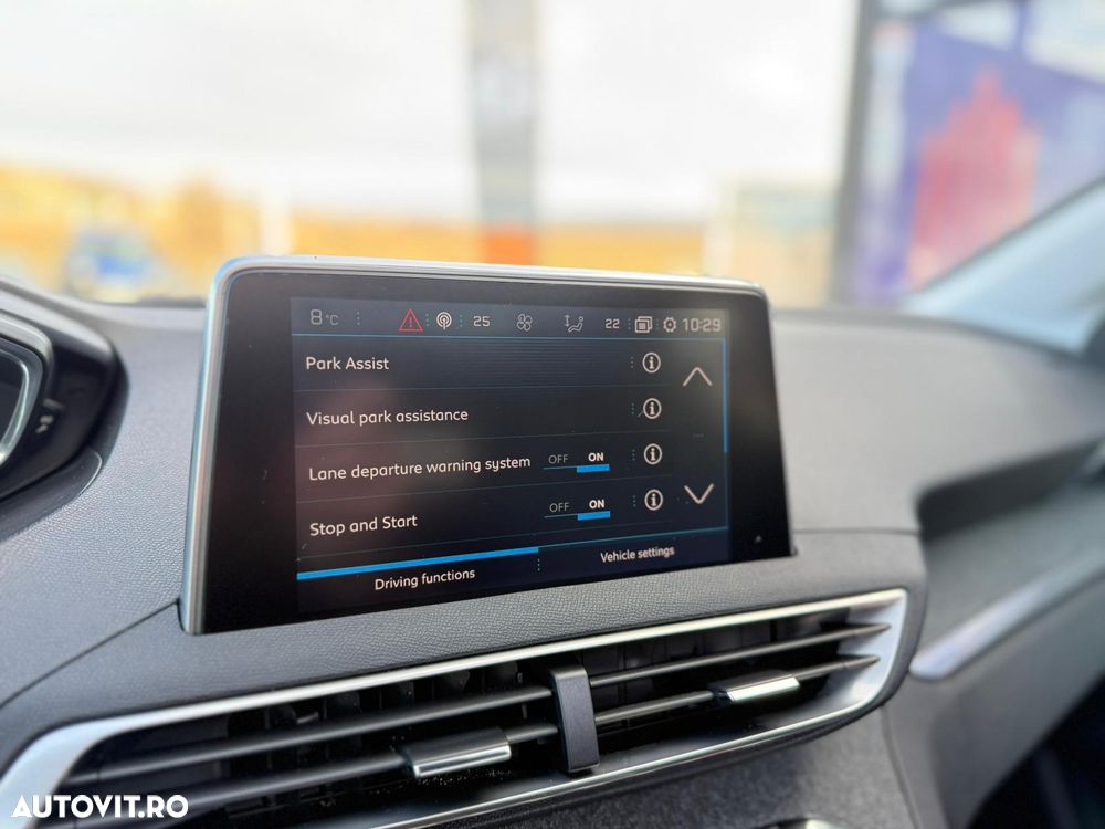 Peugeot 3008 PureTech 130 Stop & Start GPF Allure Pack - 26