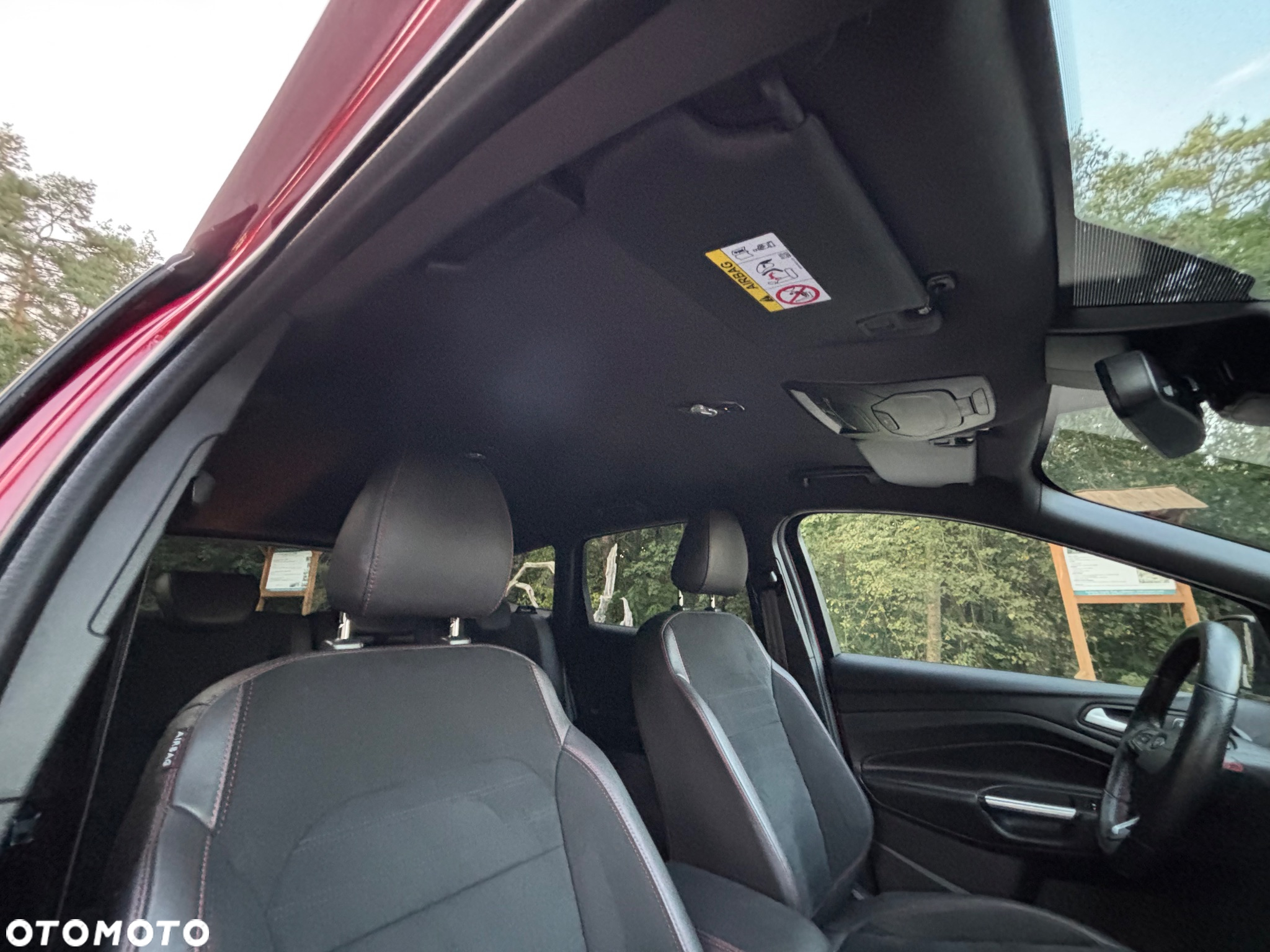 Ford Kuga - 12