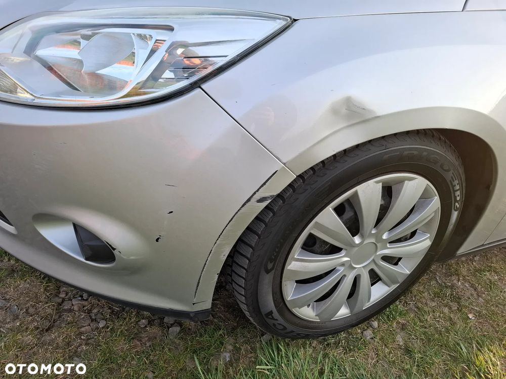 Ford Focus 1.6 TDCi DPF Ambiente - 18