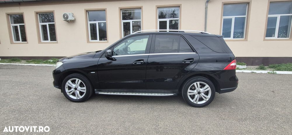 Mercedes-Benz ML - 12