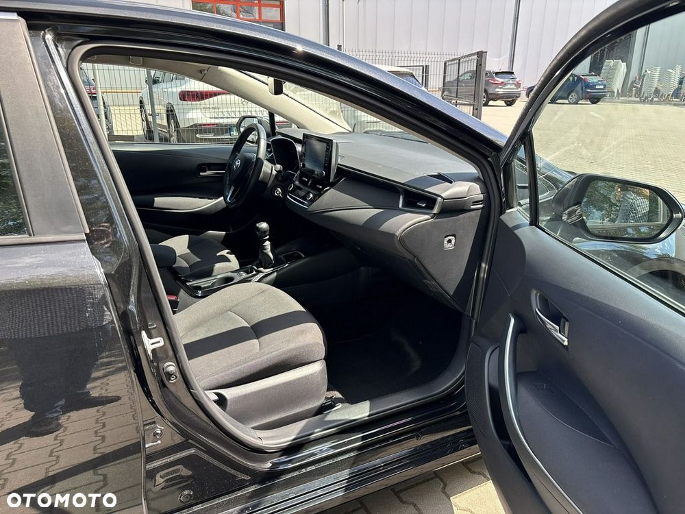 Toyota Corolla 1.6 Comfort - 17