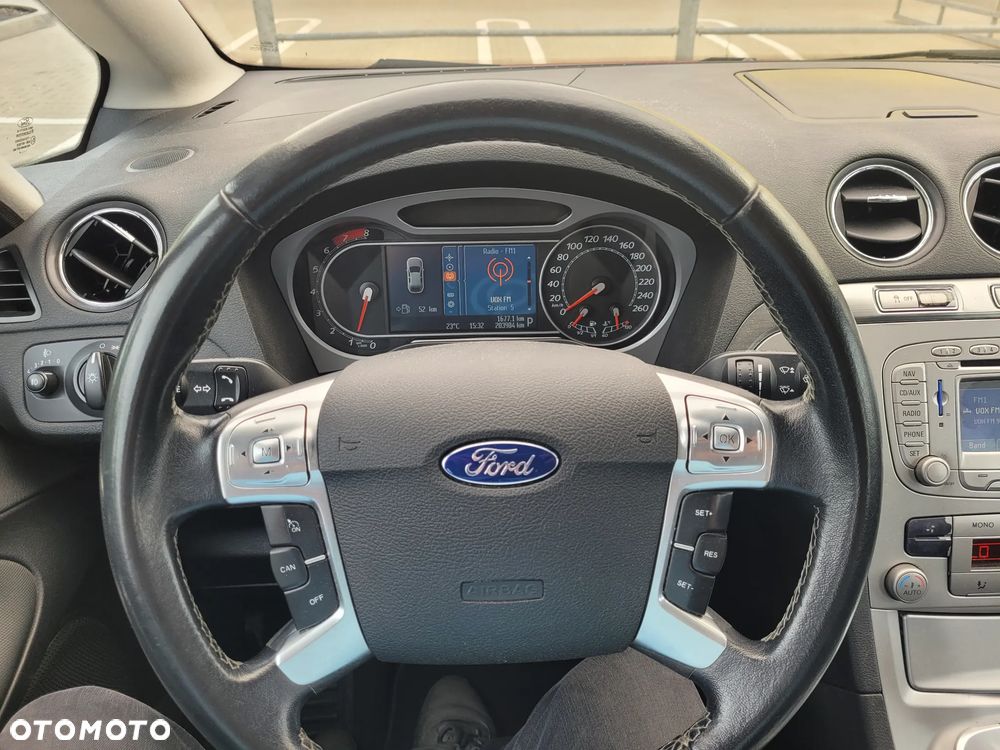 Ford S-Max 2.3 Titanium - 15