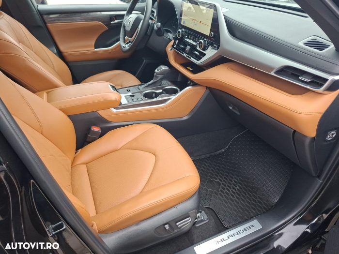 Toyota Highlander 2.5 L Hybrid Dynamic Force 248CP Luxury Metallic - 13