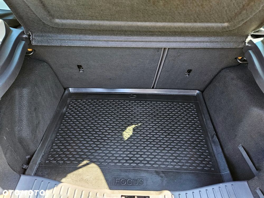 Ford Focus 1.6 Titanium - 5