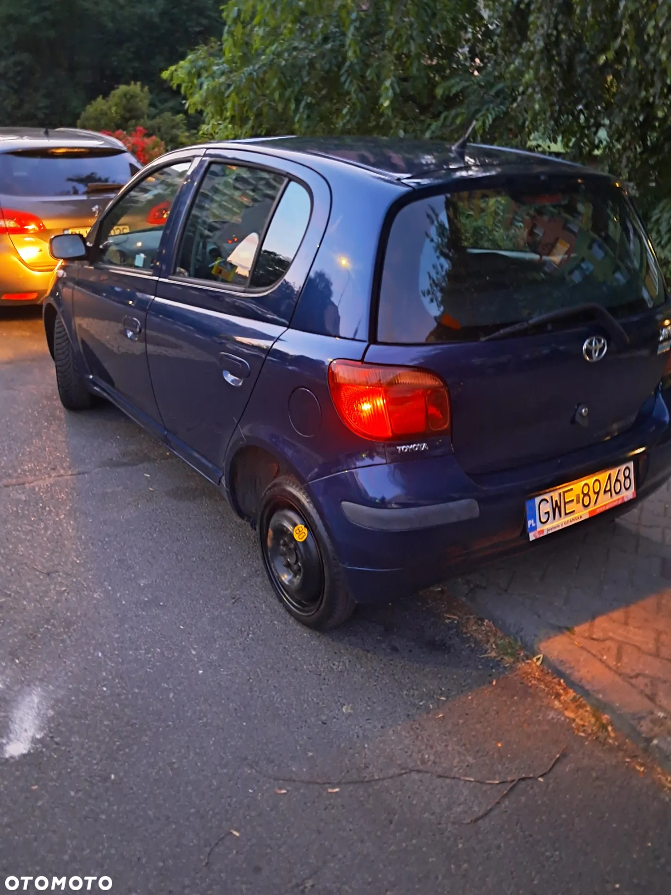 Toyota Yaris 1.0 Base - 5