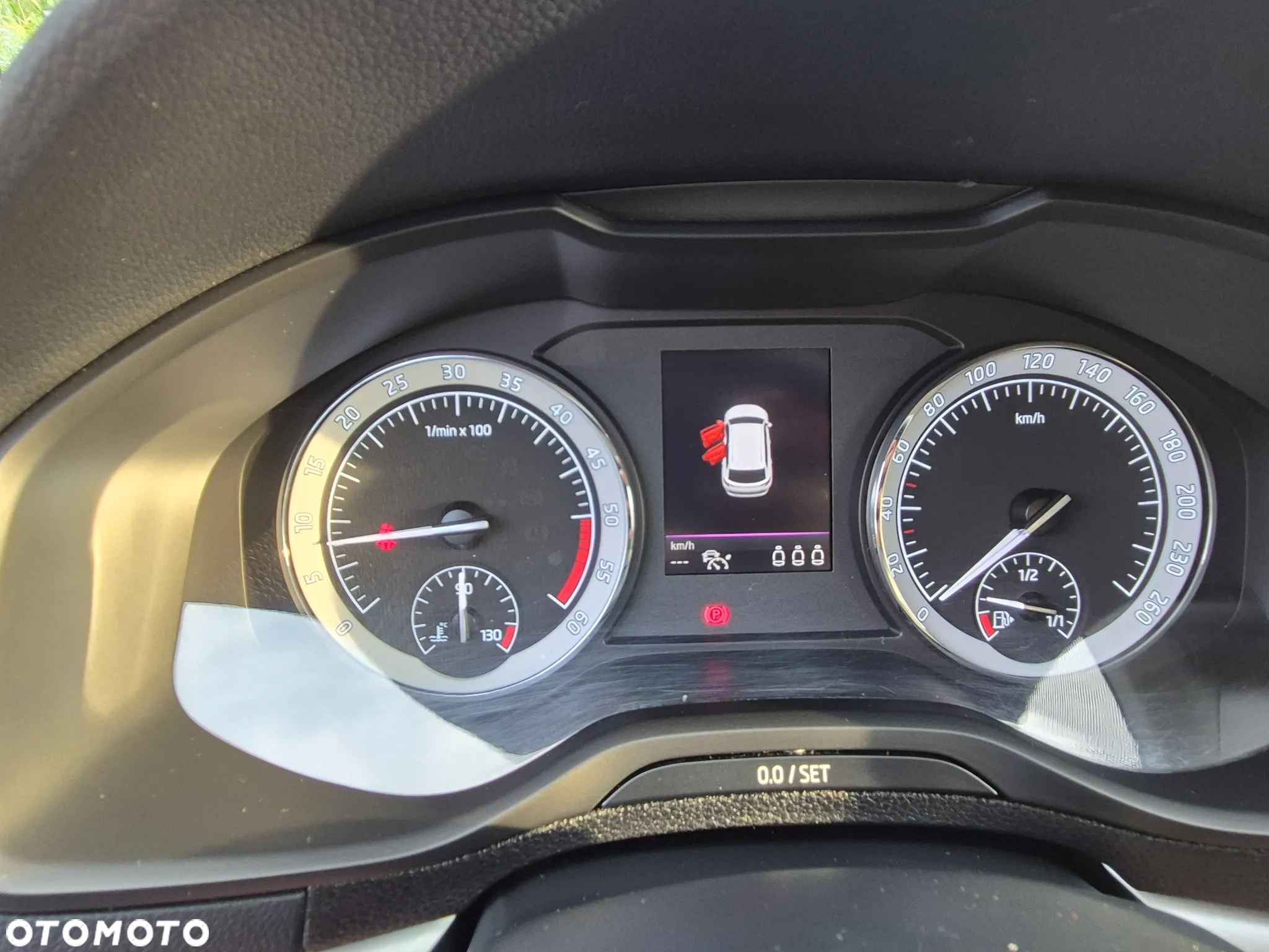 Skoda Karoq 2.0 TDI SCR 4x2 Style - 11