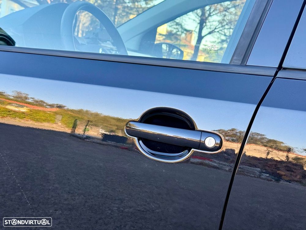 VW Up! 1.0 BMT Move - 21