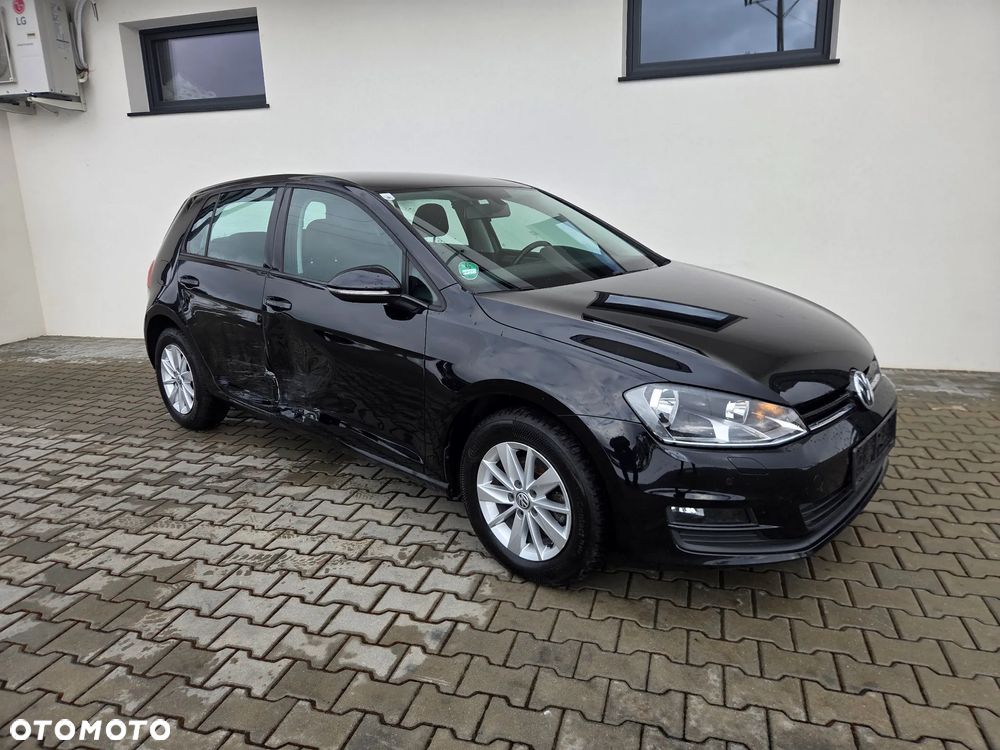 Volkswagen Golf - 5
