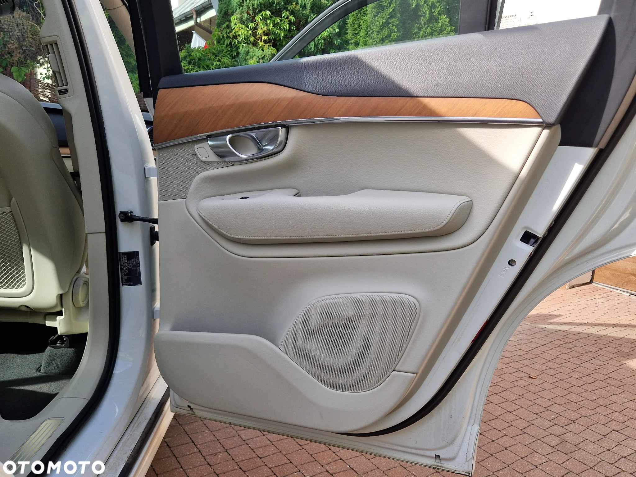 Volvo XC 90 - 22