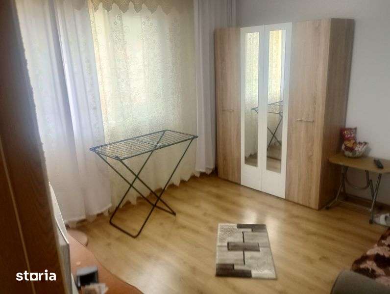 Vând apartament in Uricani — fotografia 3