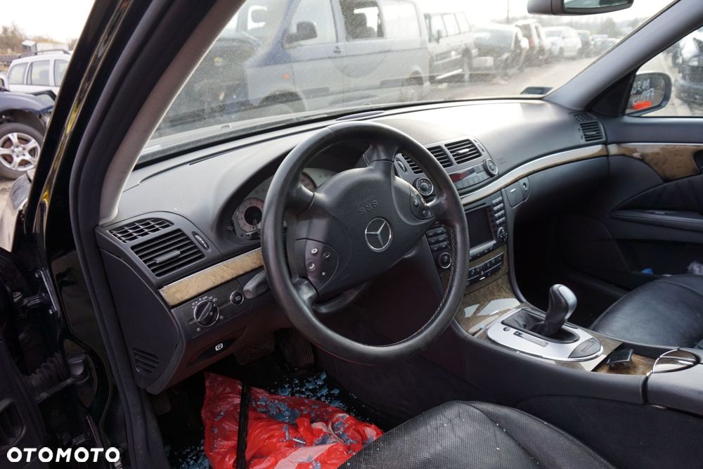 DESKA ROZDZIELCZA AIRBAG KONSOLA E-KLASA W211 MERCEDES 2002-2006 - 3