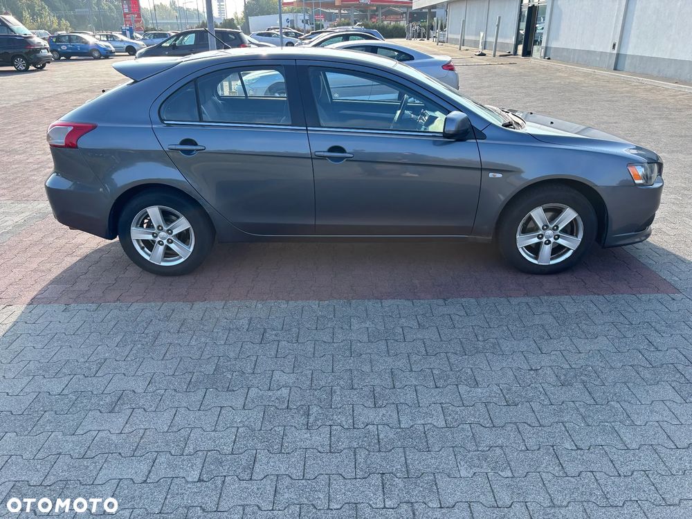 Mitsubishi Lancer 1.8 Inform - 12
