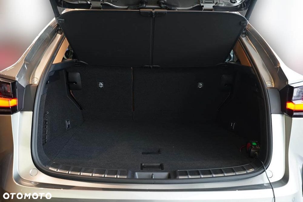 Lexus NX 450h+ Prestige AWD - 7