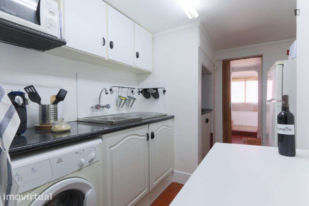 Apartamento com 1 quartos - localizado em Avenida da Liberdade Lisbon - Grande imagem: 2/10