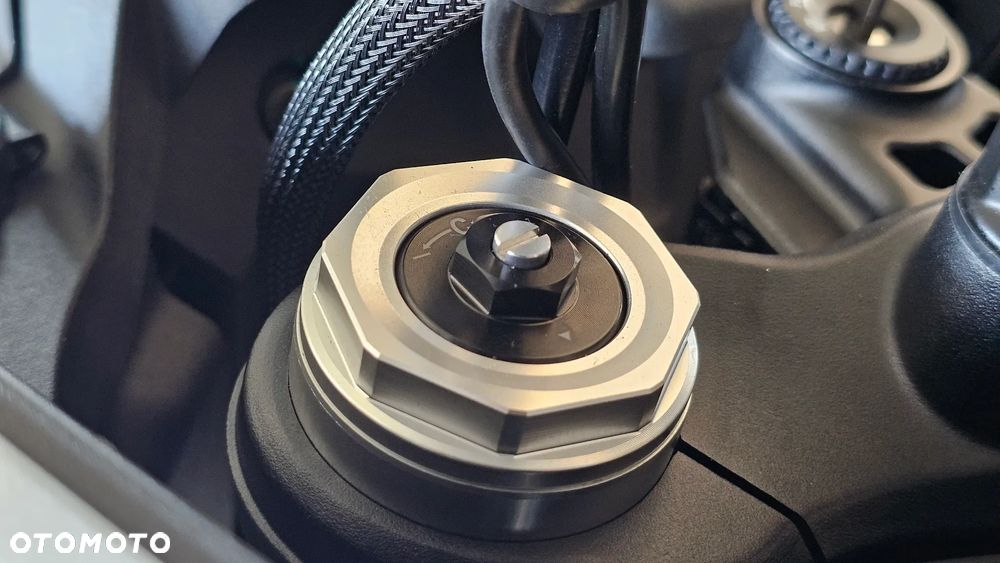 QJMOTOR SRT 600SX - 18