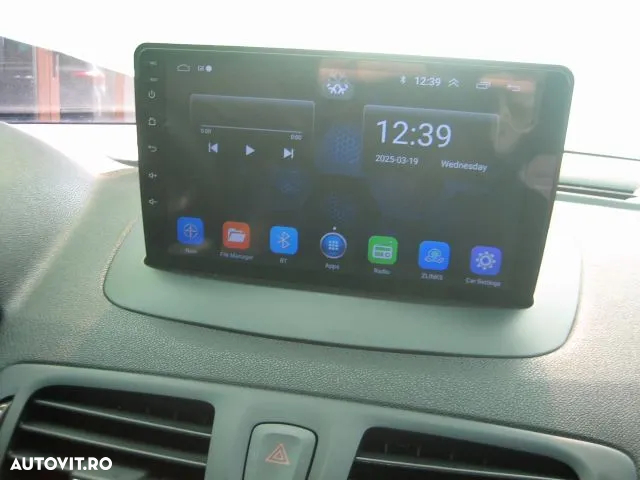 Renault Megane - 8