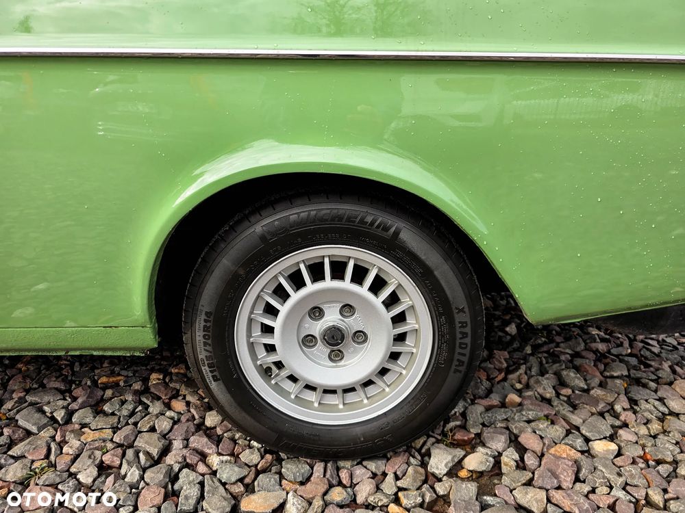 Volvo Seria 200 - 17