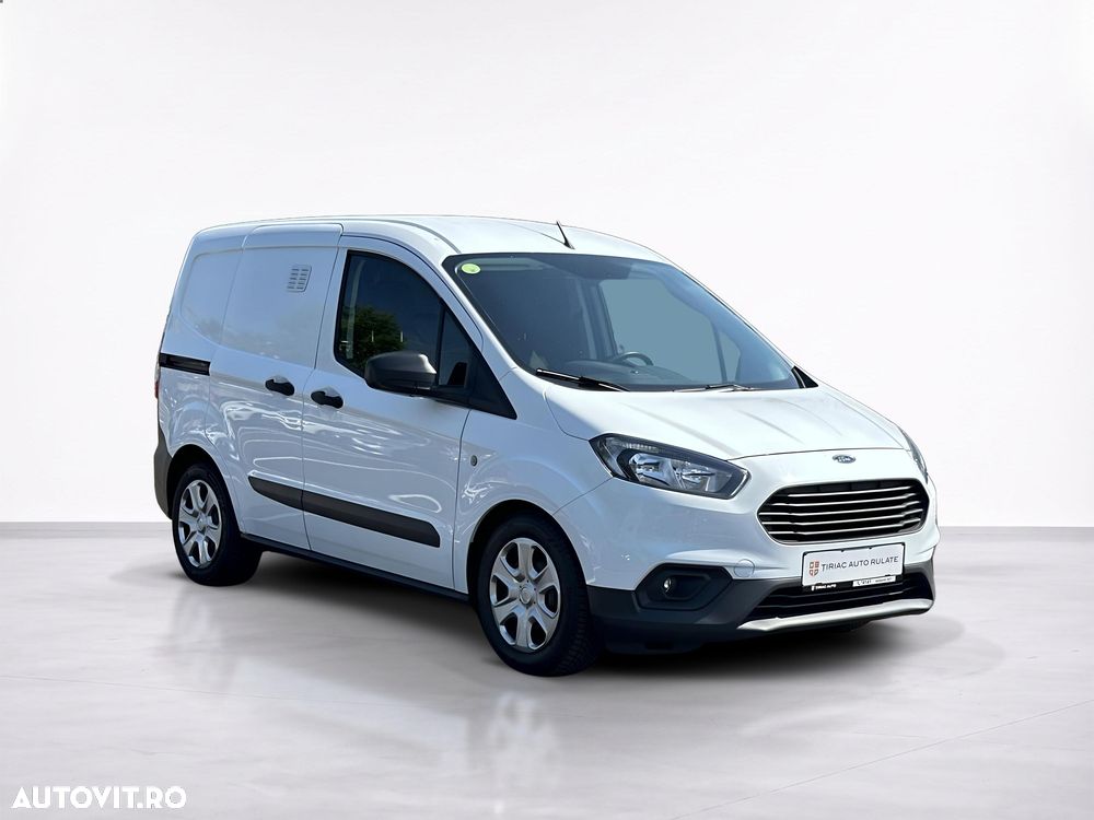 Ford Transit Courier - 8