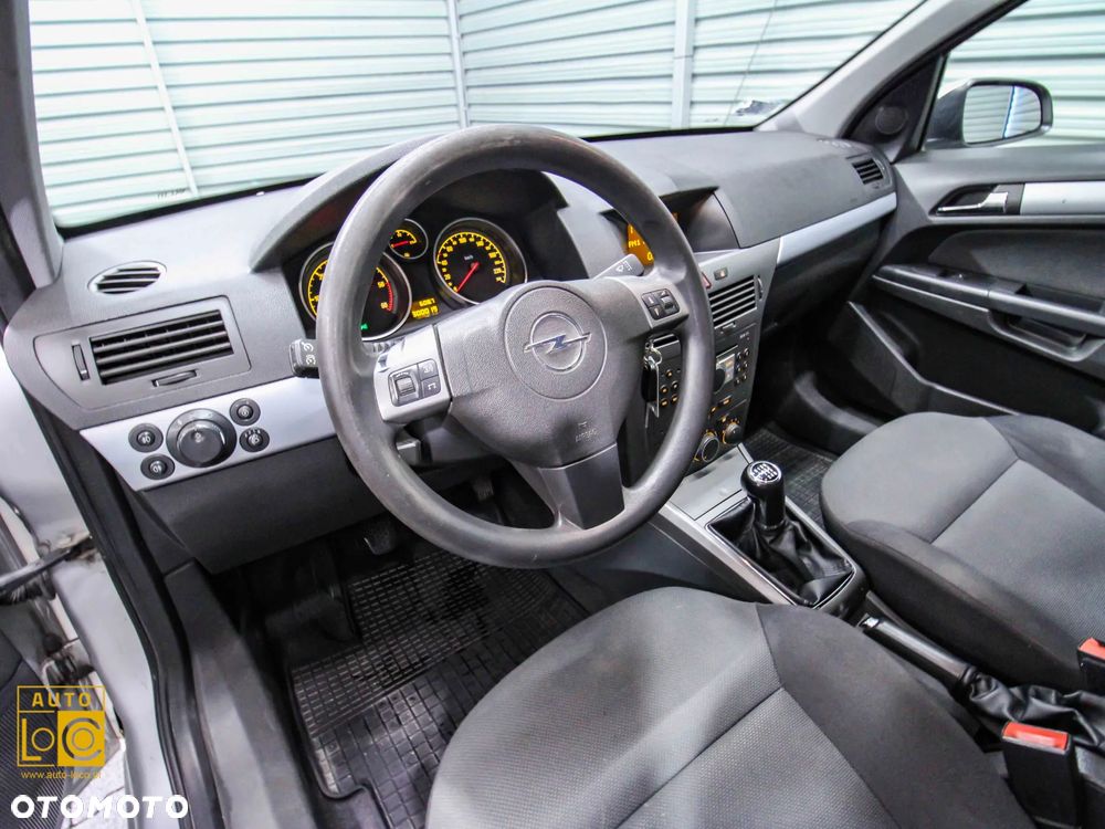 Opel Astra 1.9 CDTI DPF Edition - 16