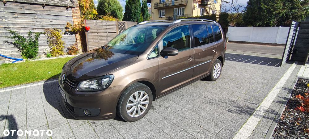 Volkswagen Touran 2.0 TDI DPF Comfortline DSG - 2