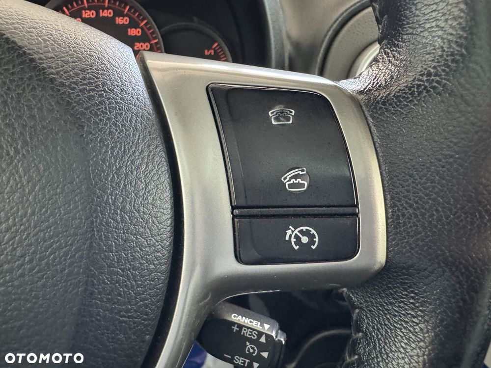 Toyota Yaris 1.33 Prestige - 29