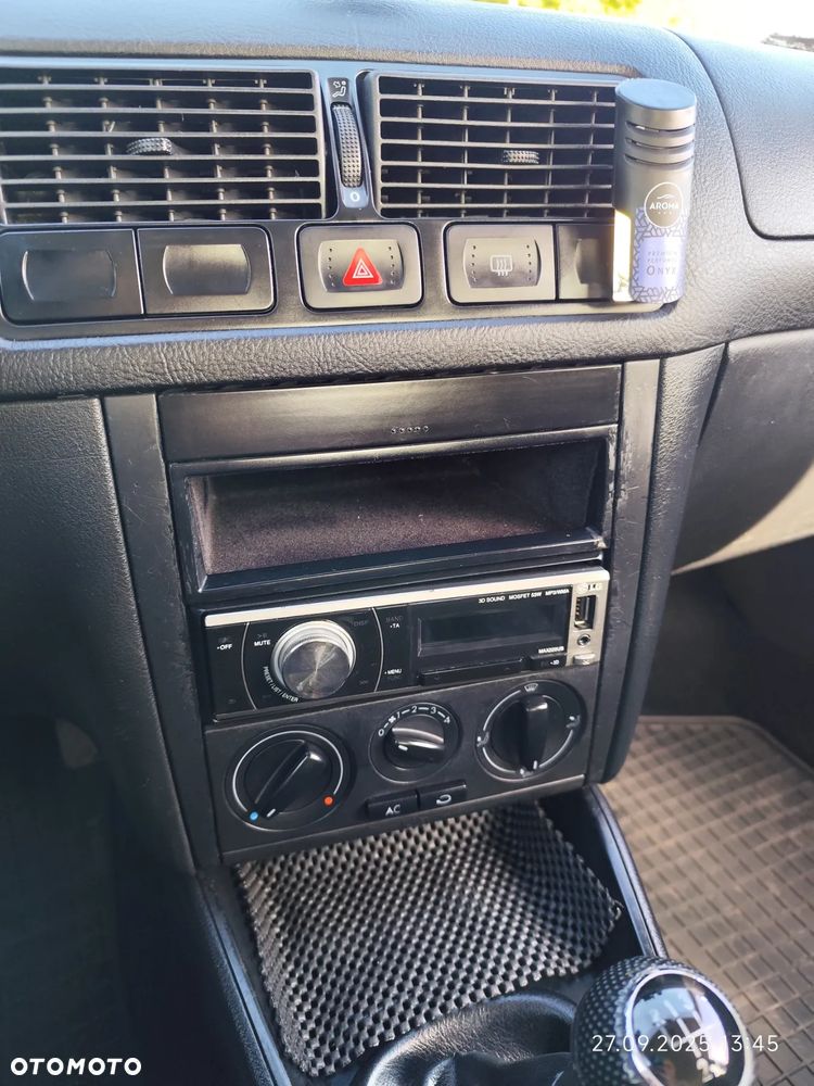 Volkswagen Golf IV 1.4 Basis - 18