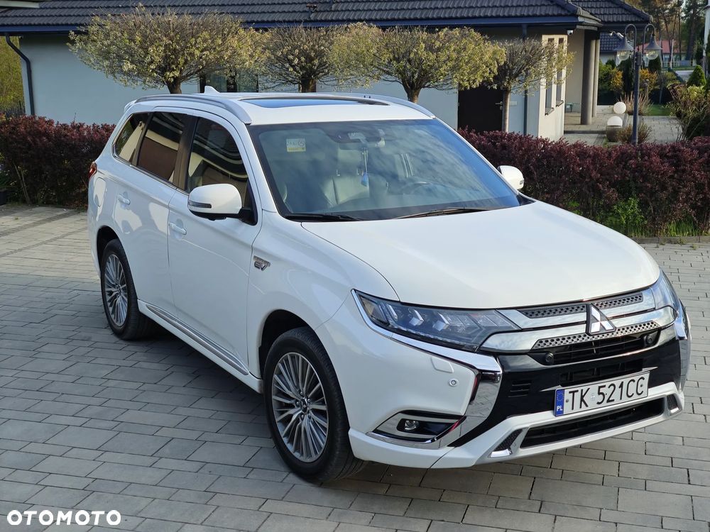 Mitsubishi Outlander Instyle + - 1