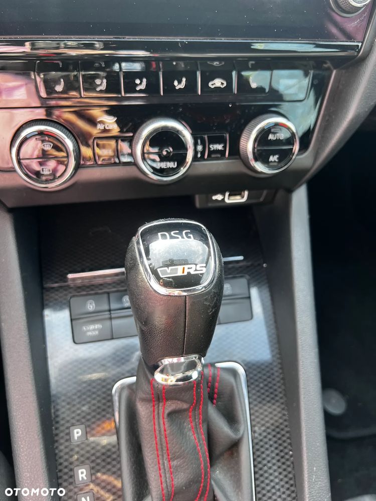 Skoda Octavia 2.0 TDI DSG RS - 15