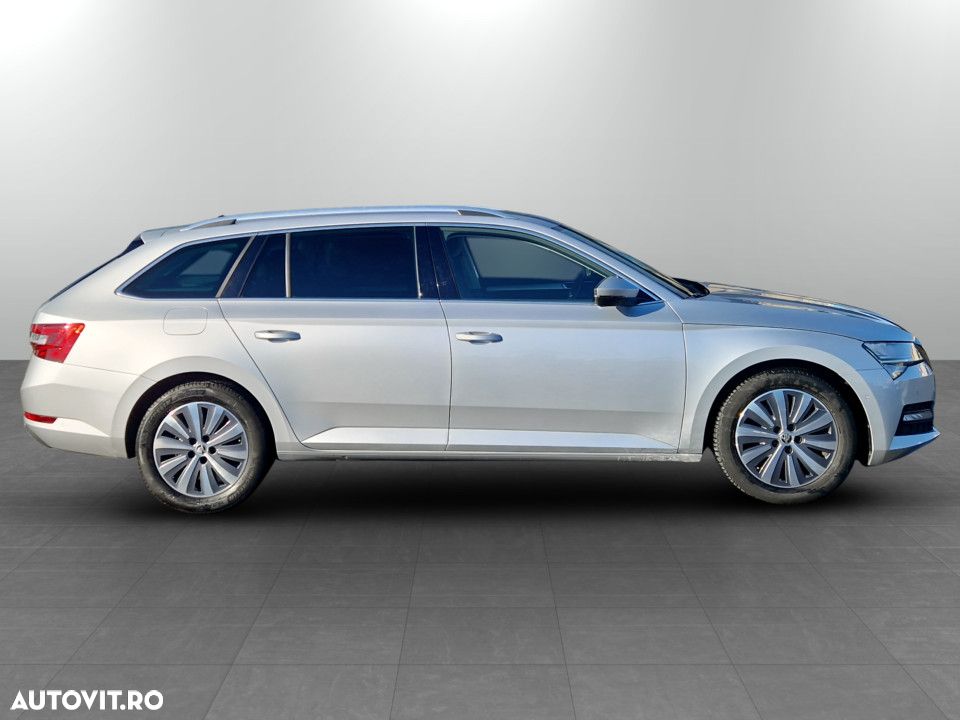 Skoda Superb 2.0 TDI DSG Ambition - 6