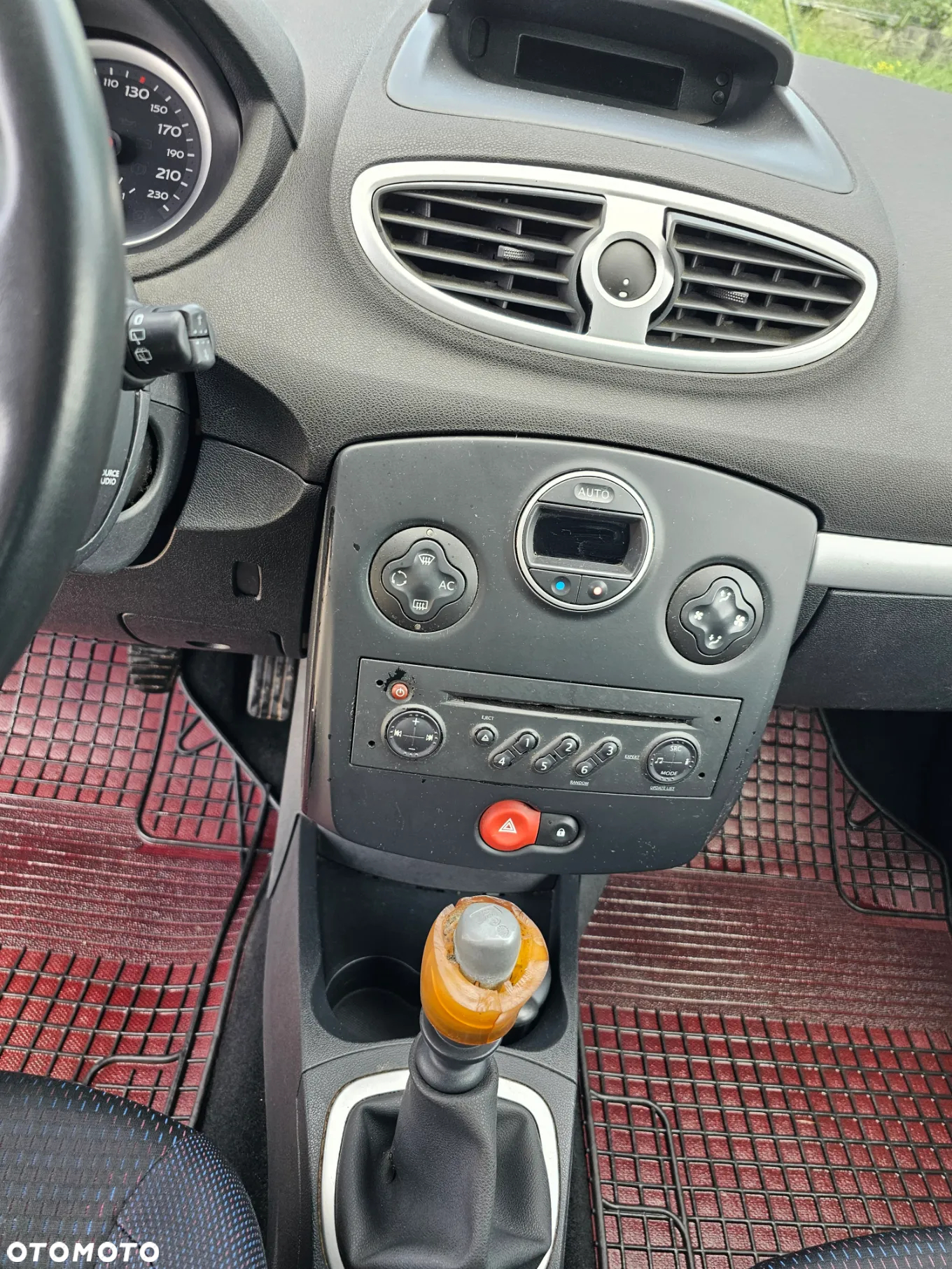 Renault Clio - 13