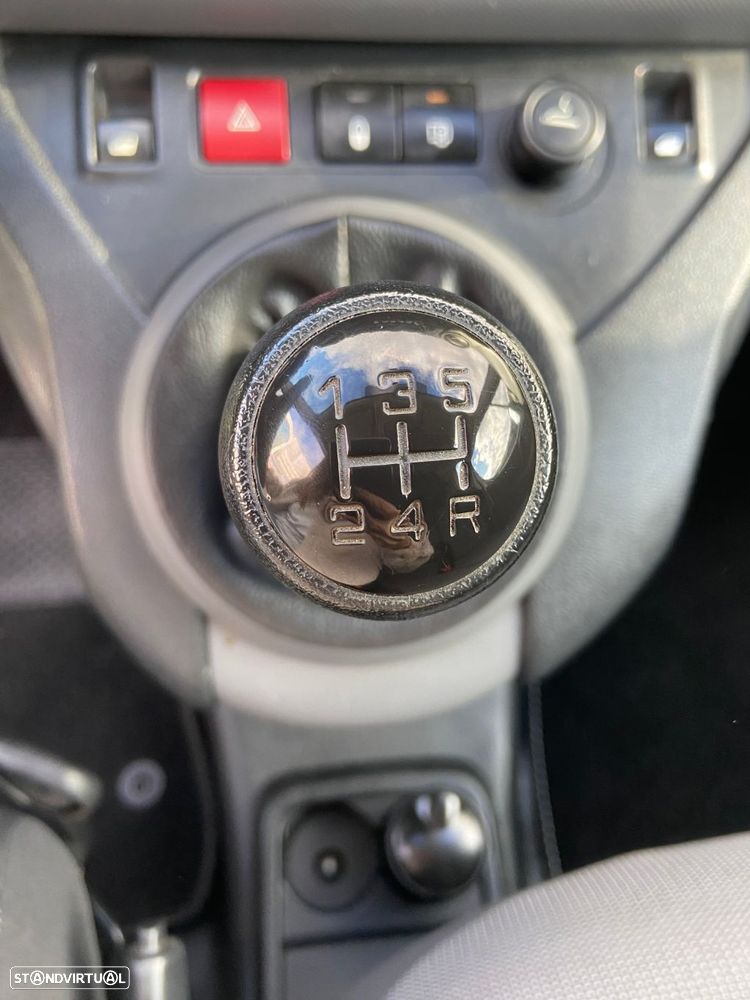 Peugeot Partner 1.6 BlueHDi Confort - 28