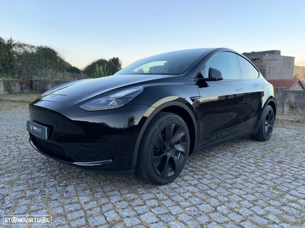 Tesla Model Y RWD - 8