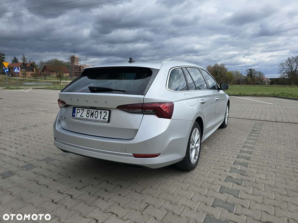 Skoda Octavia 2.0 TDI Style DSG - 9