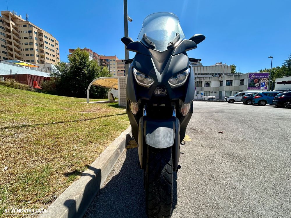 Yamaha X-Max 300 - 14