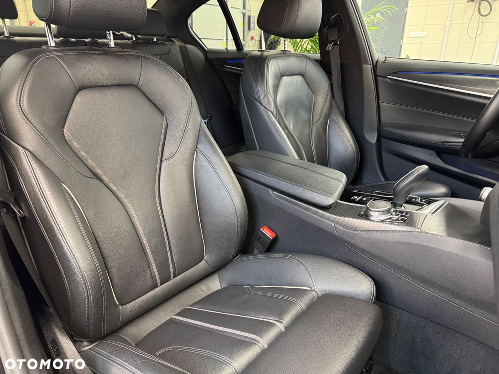 BMW Seria 5 530d xDrive mHEV M Sport sport - 17